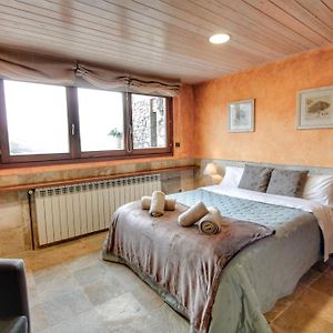 Habitación con 2 Camas Individuales